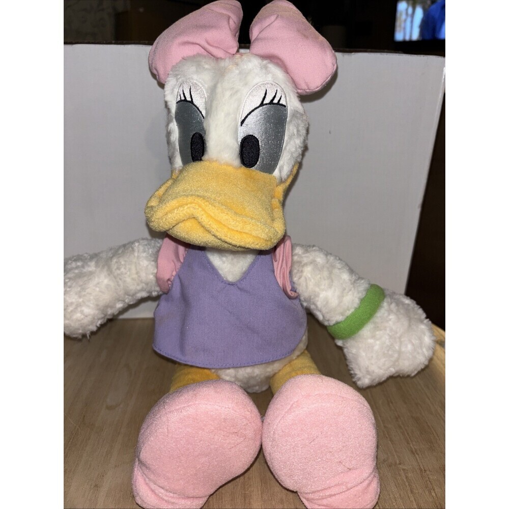 VINTAGE Walt Disney World Daisy Duck Plush 18" Plush High Heels Pink Purple